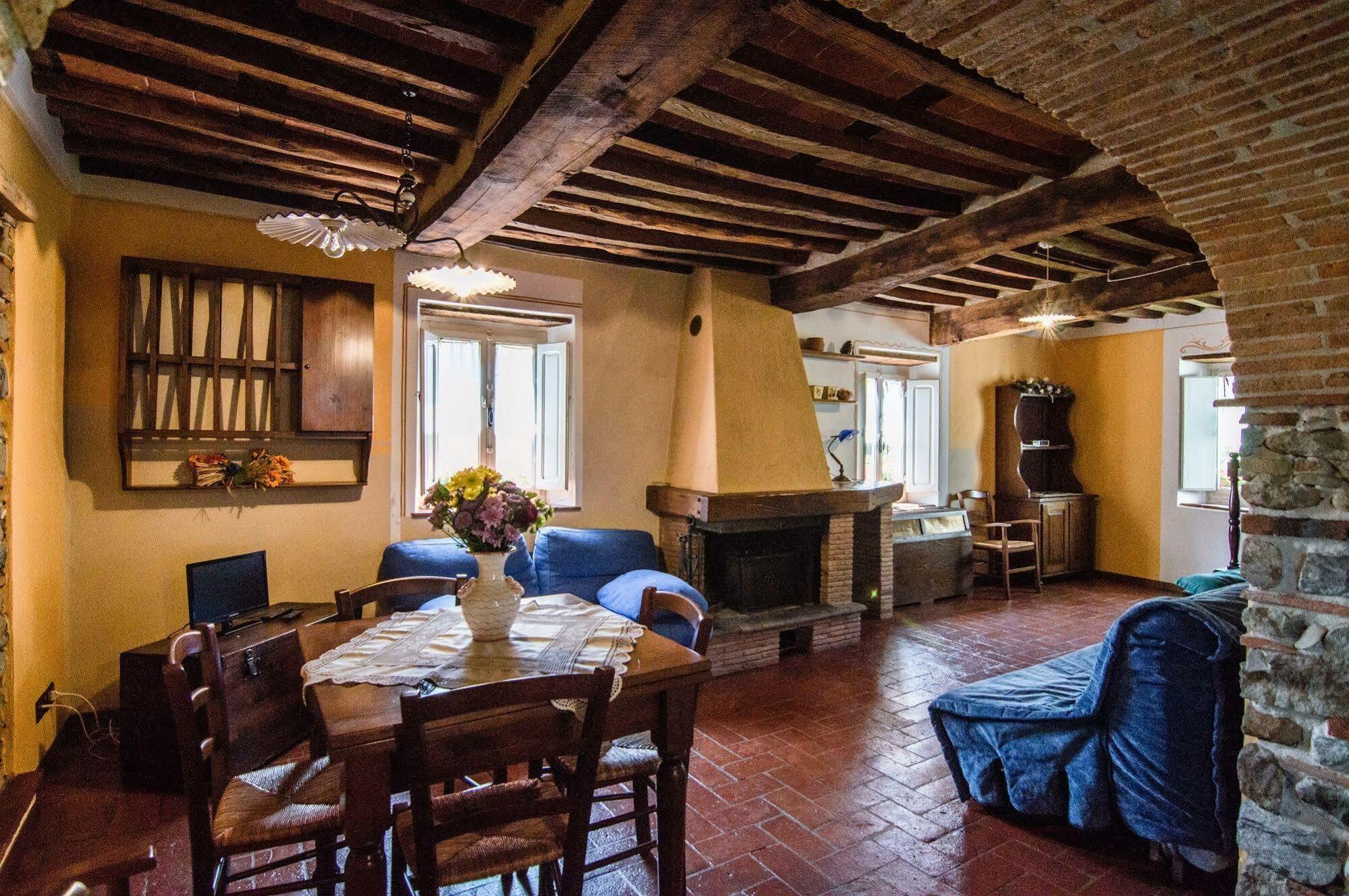 Agriturismo Chioi Барга Экстерьер фото